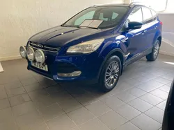 Blå Begagnad 2014 Ford Kuga Titanium SUV | 119 000 kr (Marknadspris)