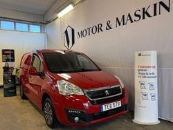Röd Begagnad 2017 Peugeot Partner Van | 108 900 kr (Marknadspris)
