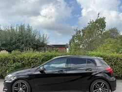 Svart Begagnad 2015 Mercedes A180 AMG line Halvkombi | 135 000 kr (Marknadspris)