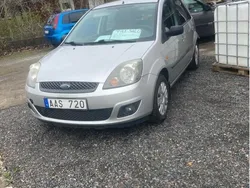 Grå Begagnad 2007 Ford Fiesta Halvkombi | 19 995 kr (Bra pris)
