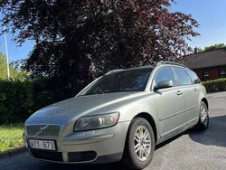 Grön Begagnad 2006 Volvo V50 Kombi | 15 000 kr (Superpris)