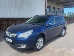 Mörkblå (blå) Begagnad 2012 Subaru Outback SUV | 89 900 kr (Marknadspris)