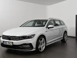 Vit Begagnad 2022 VW Passat GT Kombi | 309 800 kr (Marknadspris)