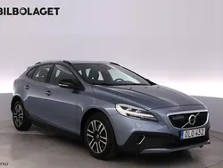 Ljusblå (blå) Begagnad 2018 Volvo V40 CC Business Edition Kombi | 159 800 kr (Marknadspris)