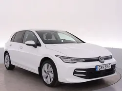 Vit (pure white) Begagnad 2024 VW Golf VIII Kombi | 309 000 kr (Bra pris)