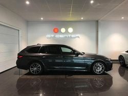 Grå Begagnad 2020 BMW 530e M Sport Kombi | 359 000 kr (Lite dyr)