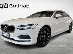 Vit Begagnad 2017 Volvo V90 Momentum Kombi | 234 900 kr (Marknadspris)