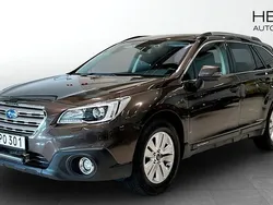Ljusbrun (brown) Begagnad 2016 Subaru Outback SUV | 174 800 kr (Marknadspris)