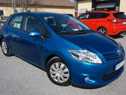 Blå Begagnad 2012 Toyota Auris Plus Halvkombi | 64 900 kr (Marknadspris)