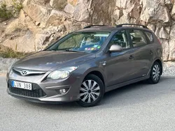 Ljusbrun (brun) Begagnad 2012 Hyundai i30 Kombi | 29 900 kr (Marknadspris)