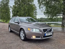 Grå Begagnad 2012 Volvo V70 Summum Kombi | 85 000 kr (Marknadspris)