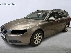 Grå Begagnad 2010 Volvo V70 Kombi | 35 000 kr