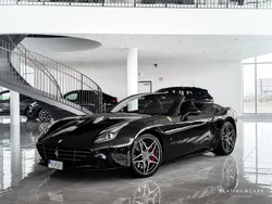 Svart Begagnad 2017 Ferrari California Cab | 1 795 000 kr