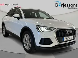 Vit Begagnad 2021 Audi Q3 Proline SUV | 325 000 kr (Marknadspris)