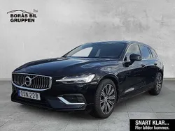 Svart Begagnad 2021 Volvo V60 Inscription Kombi | 309 000 kr (Marknadspris)