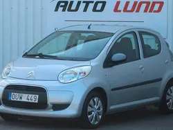 Silver (silvermetallic) Begagnad 2010 Citroën C1 Halvkombi | 27 000 kr (Marknadspris)