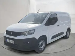 Vit Begagnad 2020 Peugeot Partner Minibuss | 128 000 kr (Superpris)