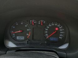 Brun Begagnad 2003 VW Golf IV Basis Halvkombi | 5 000 kr (Bra pris)