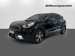 Svart Begagnad 2017 Kia Niro Advance SUV | 149 900 kr (Lite dyr)