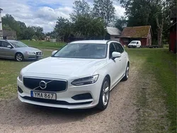Vit Begagnad 2018 Volvo V90 Kombi | 192 000 kr (Bra pris)