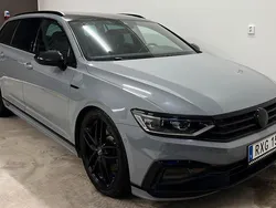 Grå Begagnad 2019 VW Passat GTS Kombi | 299 900 kr (Dyr)