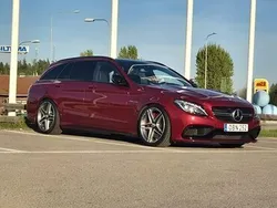 Röd Begagnad 2016 Mercedes C63S AMG AMG Kombi | 530 000 kr (Marknadspris)