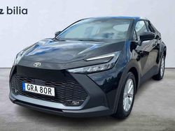 Svart Begagnad 2025 Toyota C-HR SUV | 319 900 kr