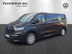 Svart (midnight black metallic) Ny 2025 VW T6.1 Van | 536 625 kr (Superpris)