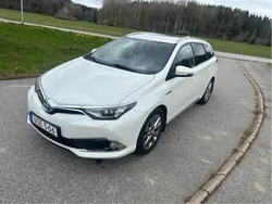 Toyota Auris Touring Sports