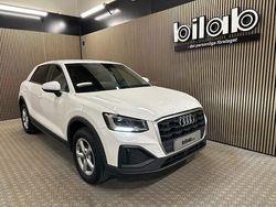 Ibisvit Begagnad 2021 Audi Q2 Proline SUV | 229 000 kr (Lite dyr)