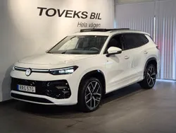 Vit Begagnad 2025 VW Tayron R-line SUV | 639 900 kr