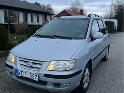 Grå Begagnad 2005 Hyundai Matrix Minibuss | 15 900 kr (Marknadspris)