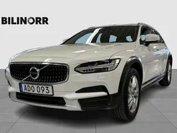 Vit Begagnad 2018 Volvo V90 CC Kombi | 359 900 kr (Lite dyr)