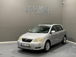 Silver Begagnad 2004 Toyota Corolla Halvkombi | 39 900 kr (Lite dyr)