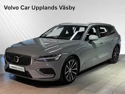 Grå Ny 2024 Volvo V60 Plus Kombi | 499 900 kr (Marknadspris)