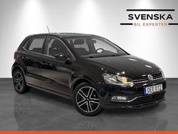 Svart Begagnad 2016 VW Polo Halvkombi | 144 900 kr (Marknadspris)