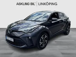 Mörkgrå Begagnad 2023 Toyota C-HR Edition SUV | 299 000 kr (Marknadspris)