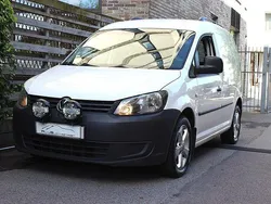 Vit Begagnad 2012 VW Caddy Minibuss | 64 900 kr (Marknadspris)
