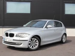 Ljusgrå Begagnad 2007 BMW 118 Advantage Halvkombi | 39 900 kr (Lite dyr)