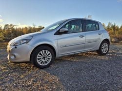 Silver Begagnad 2013 Renault Clio IV Halvkombi | 43 000 kr (Superpris)