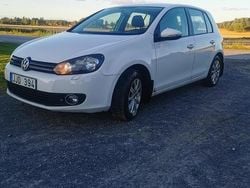 Vit Begagnad 2012 VW Golf Halvkombi | 40 000 kr (Bra pris)