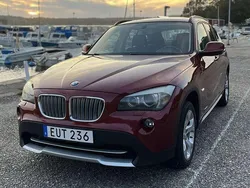 Röd Begagnad 2010 BMW X1 SUV | 139 000 kr (Marknadspris)