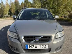 Grå Begagnad 2008 Volvo V50 Momentum Kombi | 30 000 kr (Bra pris)
