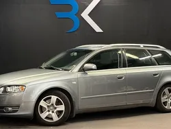 Mörkgrå Begagnad 2004 Audi A4 Comfort Kombi | 49 900 kr (Lite dyr)
