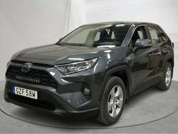 Mörkgrå Begagnad 2021 Toyota RAV4 SUV | 259 000 kr