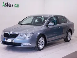 Silver Begagnad 2013 Skoda Superb Elegance Halvkombi | 99 000 kr