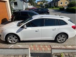 Vit Begagnad 2013 Chevrolet Cruze Kombi | 25 000 kr (Bra pris)