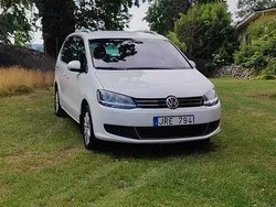 Vit Begagnad 2011 VW Sharan Minibuss | 110 000 kr (Marknadspris)
