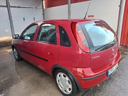 Röd Begagnad 2004 Opel Corsa Halvkombi | 36 000 kr (Dyr)