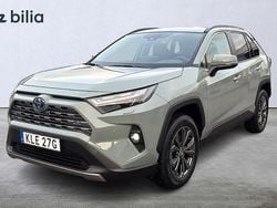 Grön Ny 2025 Toyota RAV4 Hybrid Executive SUV | 429 900 kr (Superpris)